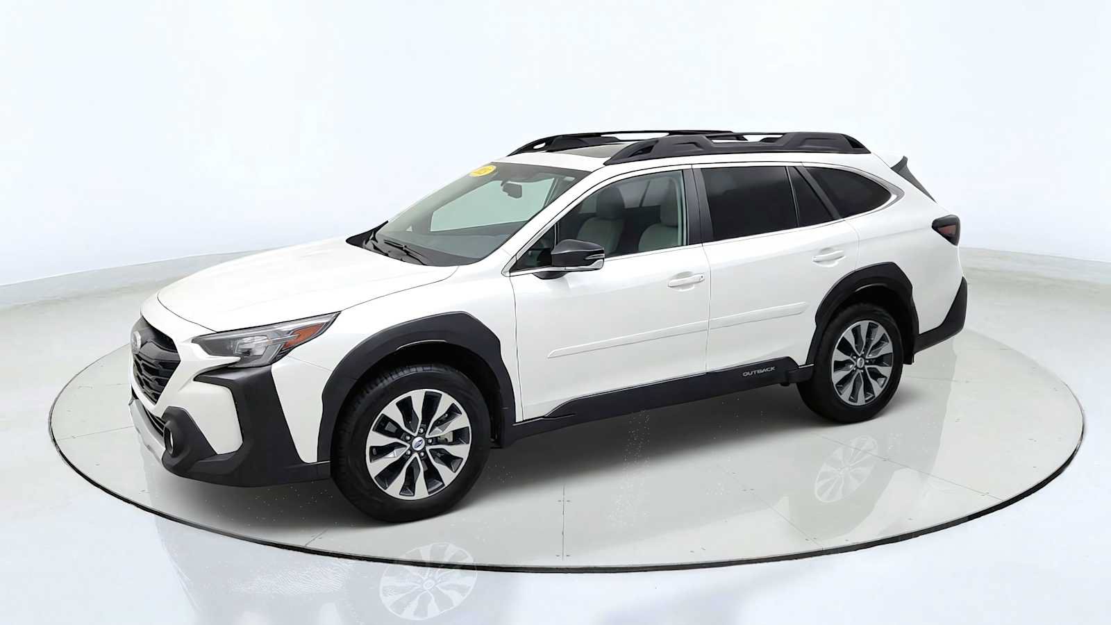 Certified 2025 Subaru Outback Limited w/ Popular Package #2 AWD/4WD image 4