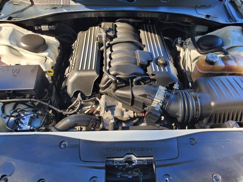 Used 2018 Dodge Charger R/T Scat Pack image 18