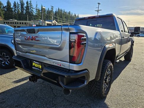 New 2026 GMC Sierra 2500 AT4X image 4