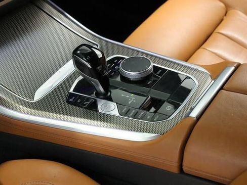 Used 2022 BMW X5 xDrive40i w/ M Sport Package AWD/4WD image 29