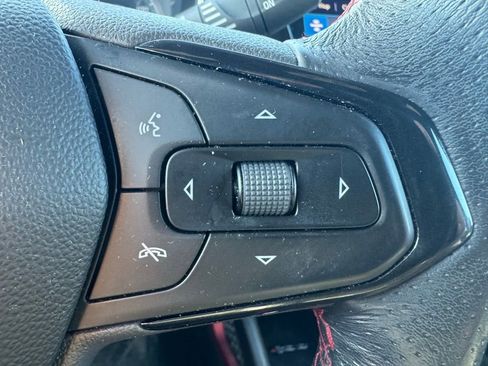 Used 2021 Chevrolet TrailBlazer RS w/ Technology Package image 18