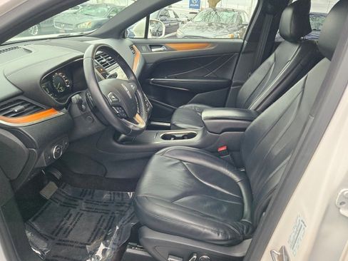 Used 2018 Lincoln MKC Reserve w/ Lincoln MKC Climate Package image 21