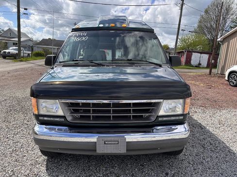 Used 1994 Ford E-150 and Econoline 150 RWD image 22
