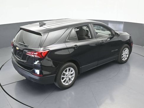 Used 2023 Chevrolet Equinox LS FWD image 47