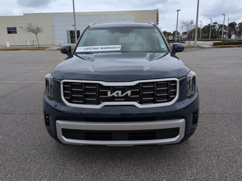 Used 2025 Kia Telluride S image 10