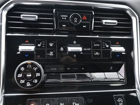 New 2026 Nissan Armada SL w/ Captain's Chari Seat Package image 27