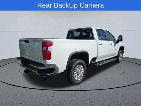 Used 2024 Chevrolet Silverado 2500 LT image 6