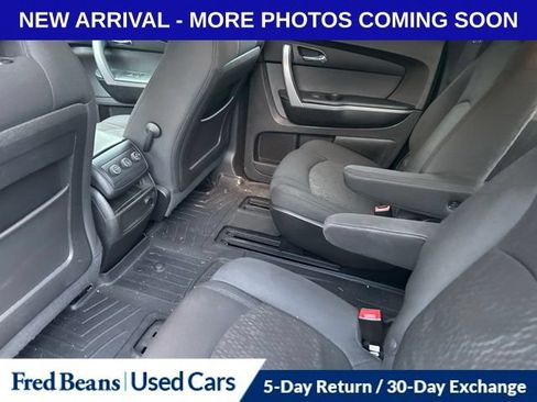 Used 2012 GMC Acadia SLE FWD image 9