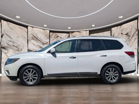 Used 2013 Nissan Pathfinder SL FWD image 9