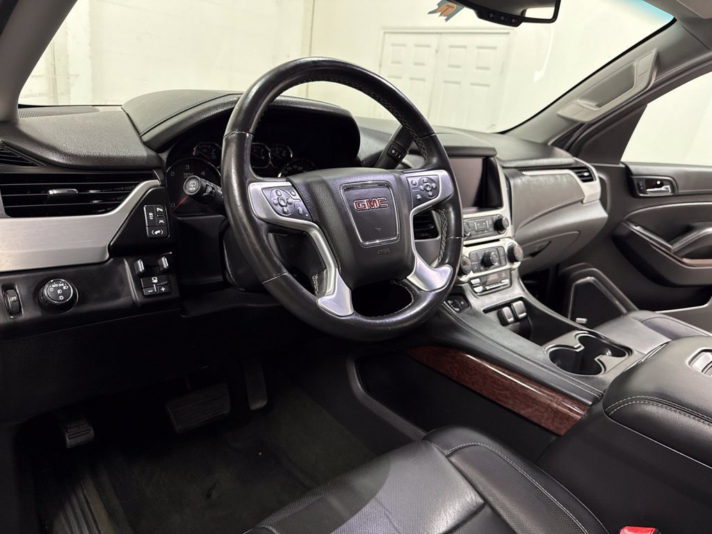 Used 2016 GMC Yukon SLT w/ HD Trailering Package RWD image 17