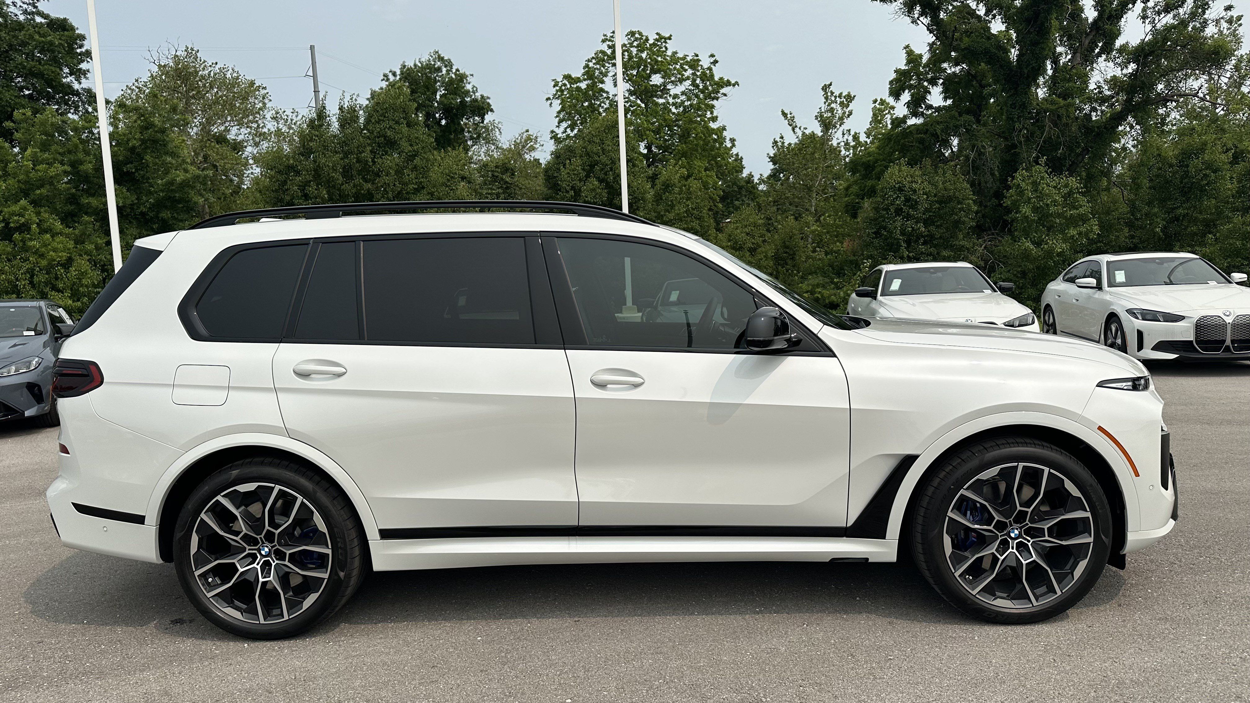 Certified 2026 BMW X7 M60i AWD/4WD image 11