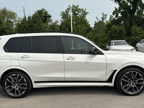 Used 2026 BMW X7 M60i AWD/4WD image 11
