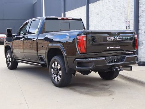 Used 2025 GMC Sierra 2500 Denali w/ Denali Reserve Package AWD/4WD image 3