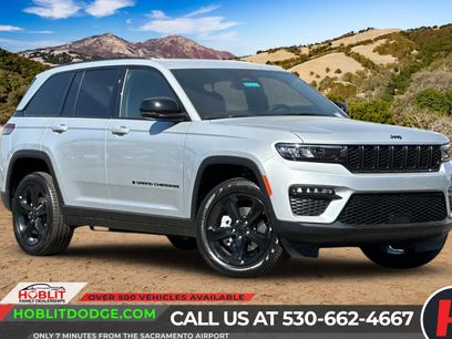 New 2025 Jeep Grand Cherokee Limited w/ Black Appearance Package