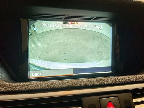 Used 2012 Mercedes-Benz E 350 4MATIC Sedan image 15