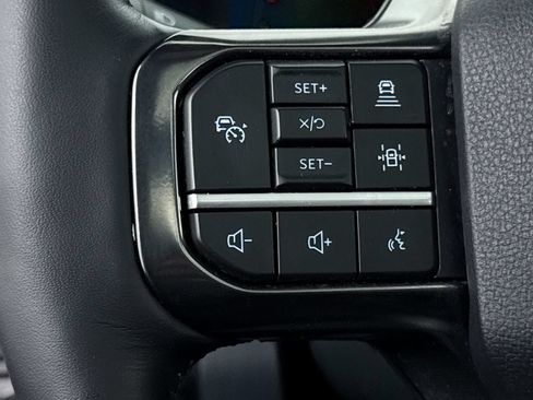 Used 2025 Ford F450 Platinum w/ FX4 Off-Road Package AWD/4WD image 50