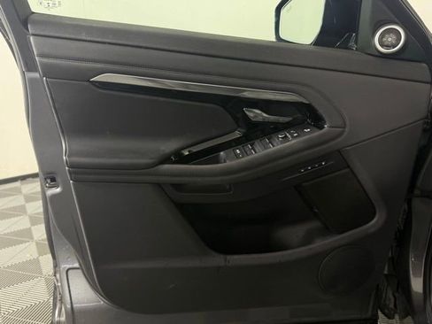 Used 2020 Land Rover Range Rover Evoque SE image 27