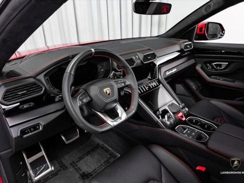 Used 2024 Lamborghini Urus S image 29