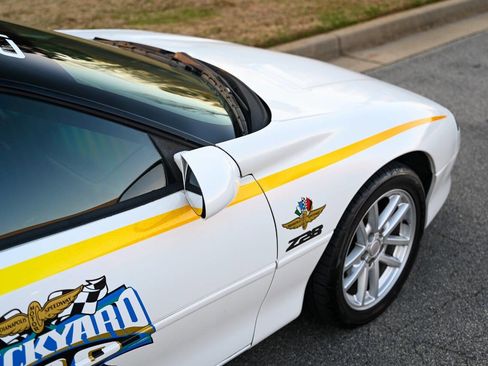 Used 1997 Chevrolet Camaro Z28 image 19