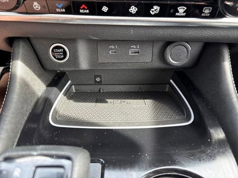 Used 2021 Nissan Rogue Platinum image 22