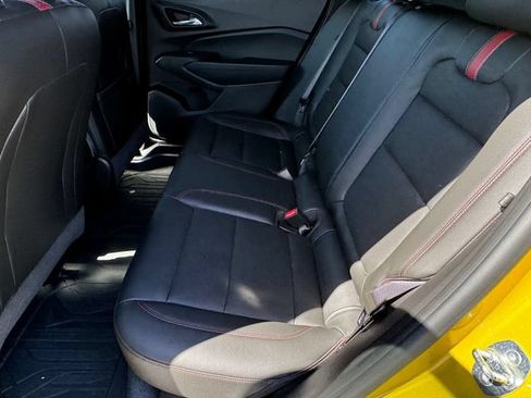Certified 2024 Chevrolet Trax RS w/ Sunroof Package FWD image 15