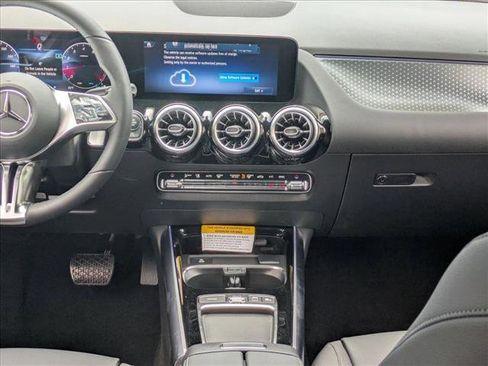 New 2026 Mercedes-Benz GLA 250 image 11