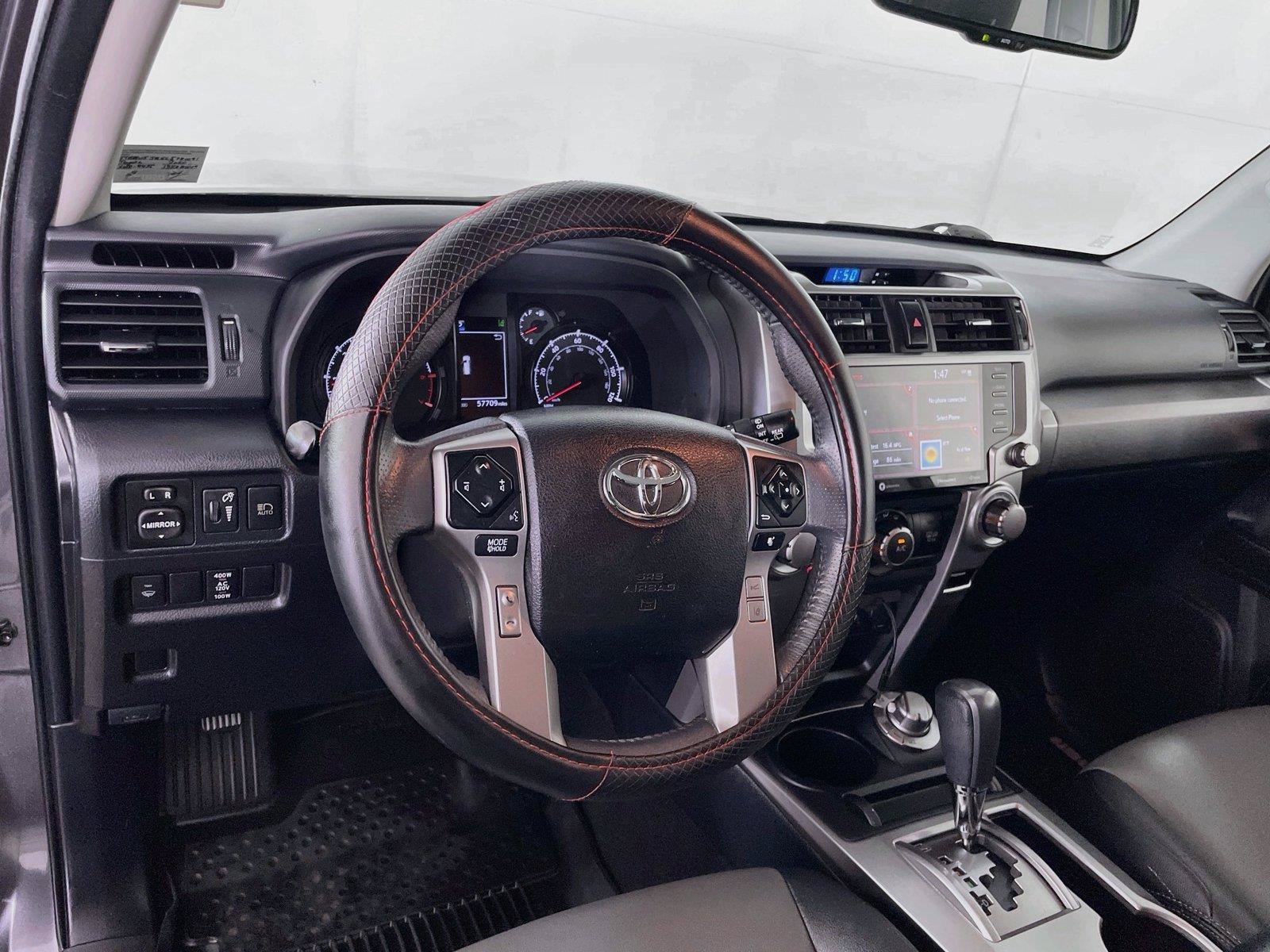 Used 2020 Toyota 4Runner SR5 Premium w/ Moonroof Package AWD/4WD image 11