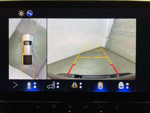 Used 2026 Chevrolet Colorado Trail Boss image 17