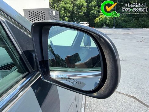 Certified 2018 Jeep Cherokee Limited FWD image 29
