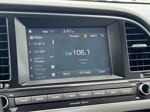 Used 2018 Hyundai Elantra SEL image 7