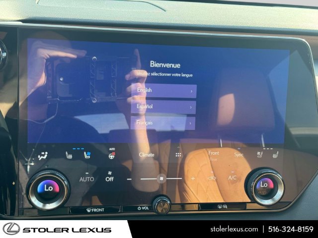 Used 2023 Lexus RX 350 Premium w/ Accessory Package AWD/4WD image 33