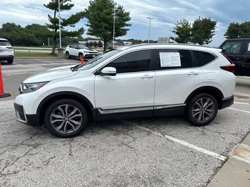 Used 2022 Honda CR-V Touring image 16
