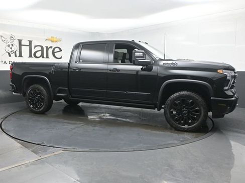 New 2026 Chevrolet Silverado 2500 High Country w/ High Country Premium Package AWD/4WD image 6