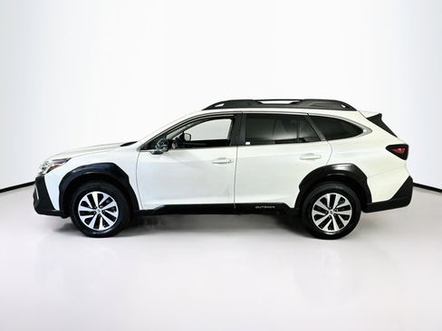 Used 2023 Subaru Outback Premium AWD/4WD image 8