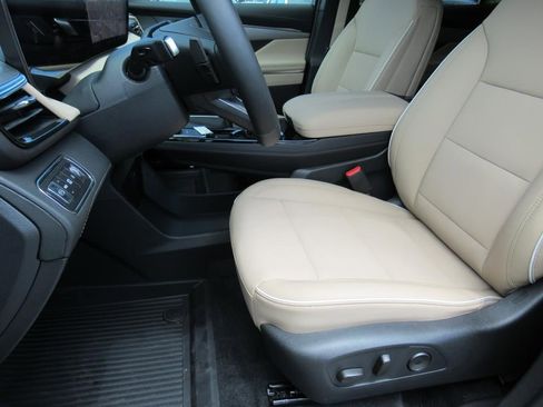 New 2026 Buick Enclave Preferred w/ Power Package image 15