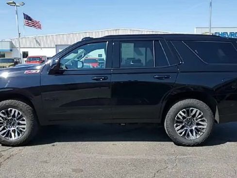 Used 2025 Chevrolet Tahoe Z71 AWD/4WD image 5