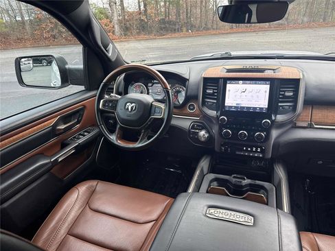 Used 2022 RAM 1500 Limited w/ Body Color Bumper Group image 13