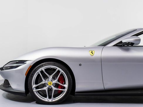 Certified 2025 Ferrari Roma Spider image 28