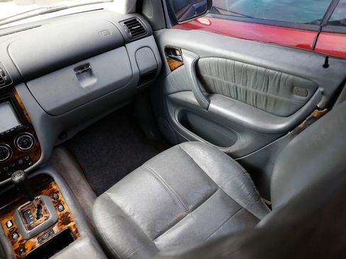 Used 2005 Mercedes-Benz ML 350 4MATIC image 22