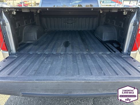 Used 2021 Chevrolet Silverado 1500 RST w/ Bed Protection Package image 5