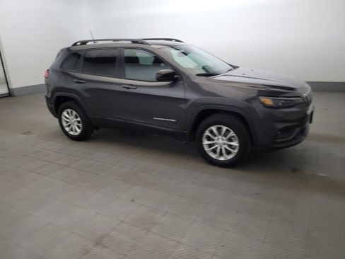 Used 2022 Jeep Cherokee Latitude Lux w/ Sun & Sound Group AWD/4WD image 11