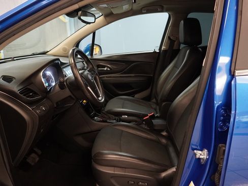 Used 2018 Buick Encore Preferred image 5