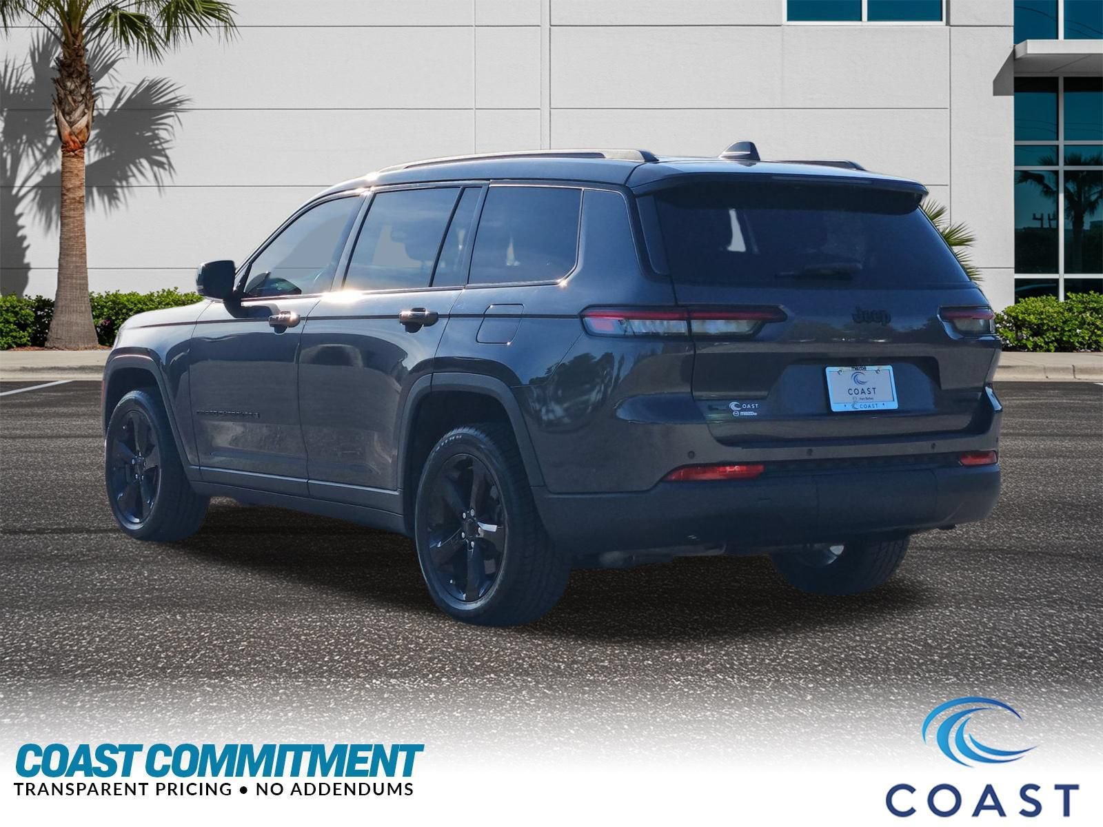 Used 2022 Jeep Grand Cherokee L Limited w/ Black Appearance Package RWD image 8