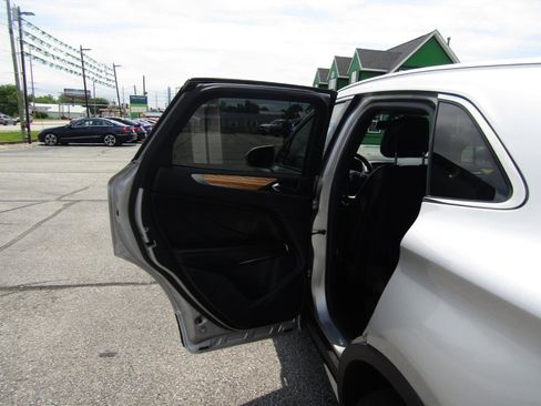 Used 2015 Lincoln MKC AWD w/ Equipment Group 101A Select image 18