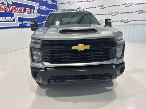 Used 2024 Chevrolet Silverado 3500 W/T AWD/4WD image 12