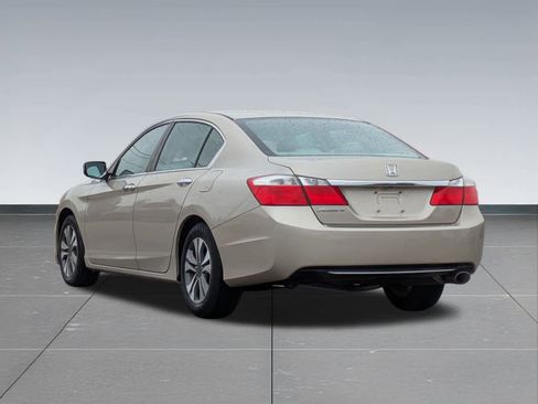 Used 2013 Honda Accord LX image 4