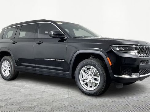 New 2026 Jeep Grand Cherokee L Laredo image 3