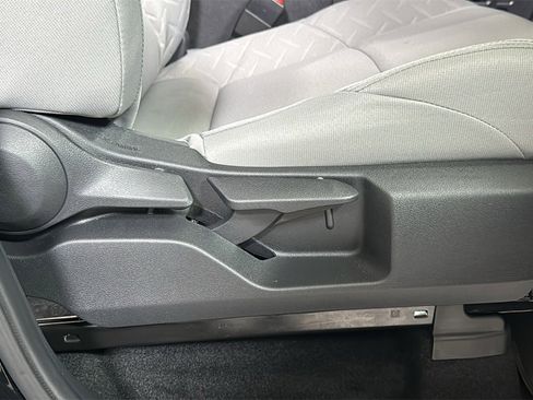 Certified 2025 Toyota Tacoma SR5 image 20