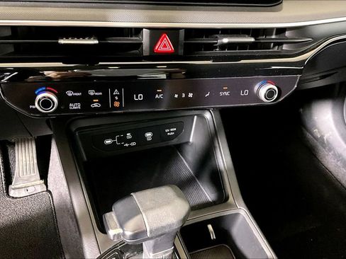 Used 2025 Kia K5 LXS FWD image 25