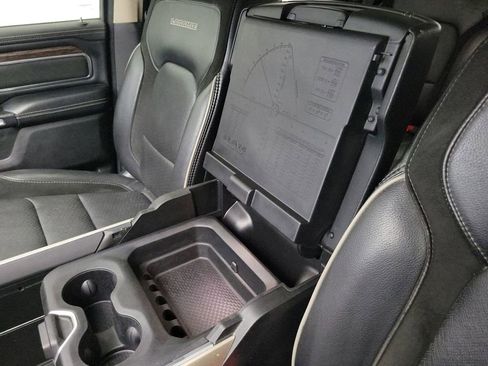 Used 2020 RAM 1500 Laramie image 33